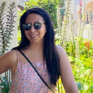 Meet your Posher, Brenda